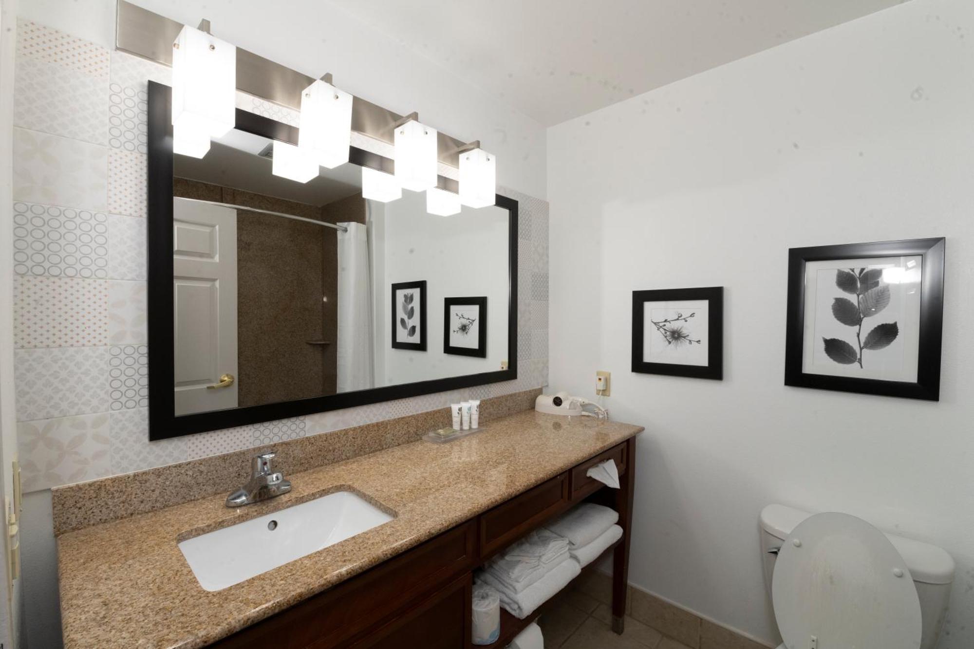 Country Inn & Suites By Radisson, Harrisburg - Hershey West, Pa Bagian luar foto