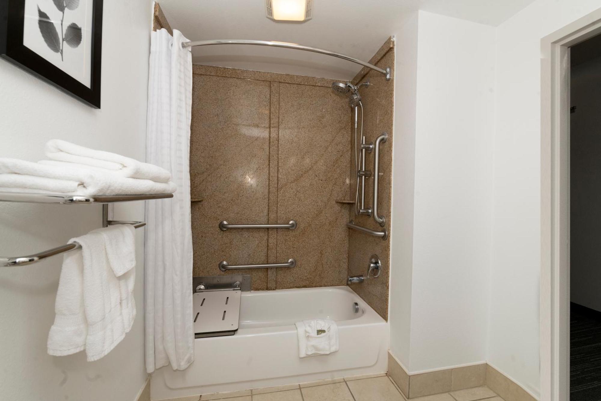 Country Inn & Suites By Radisson, Harrisburg - Hershey West, Pa Bagian luar foto