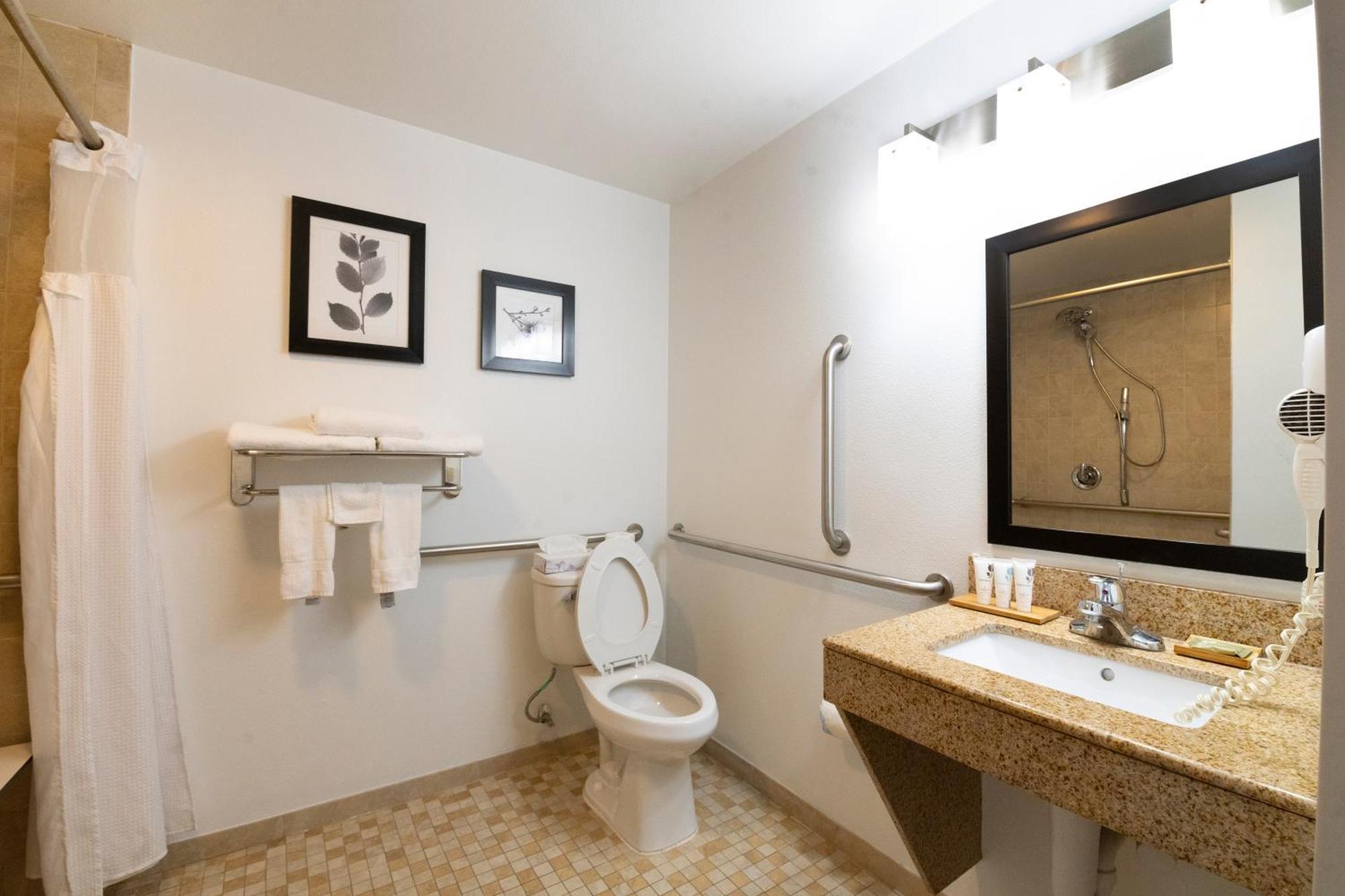 Country Inn & Suites By Radisson, Harrisburg - Hershey West, Pa Bagian luar foto