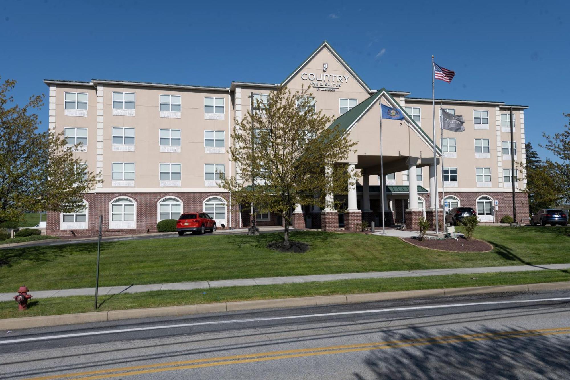 Country Inn & Suites By Radisson, Harrisburg - Hershey West, Pa Bagian luar foto
